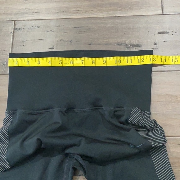 5 for $25 Nike high waisted leggings full length - Picture 9 of 12